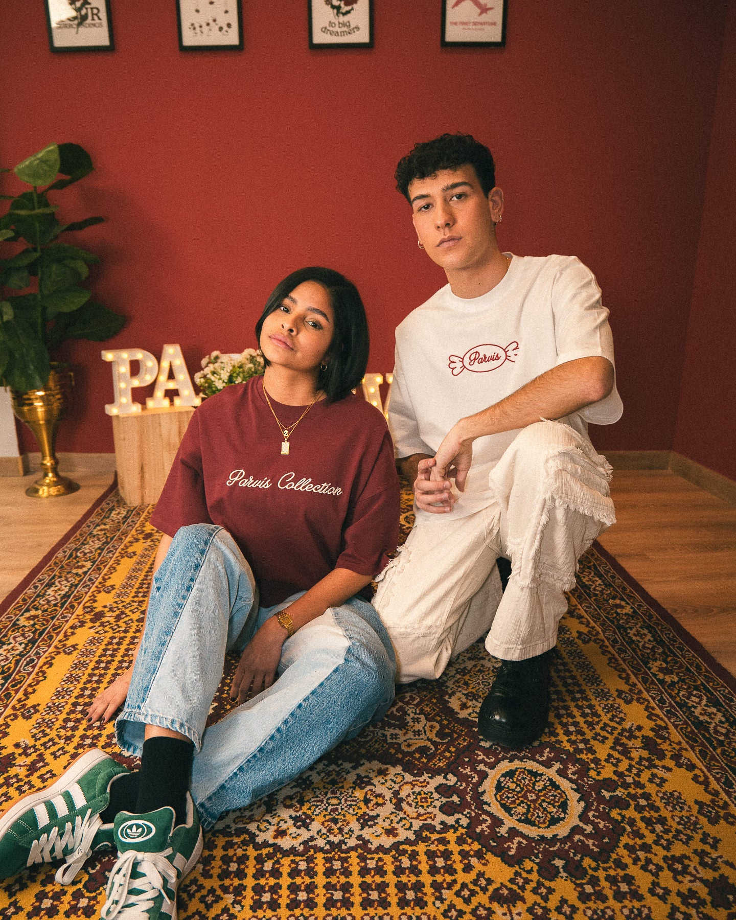 RED GARNET PARVIS COLLECTION TEE