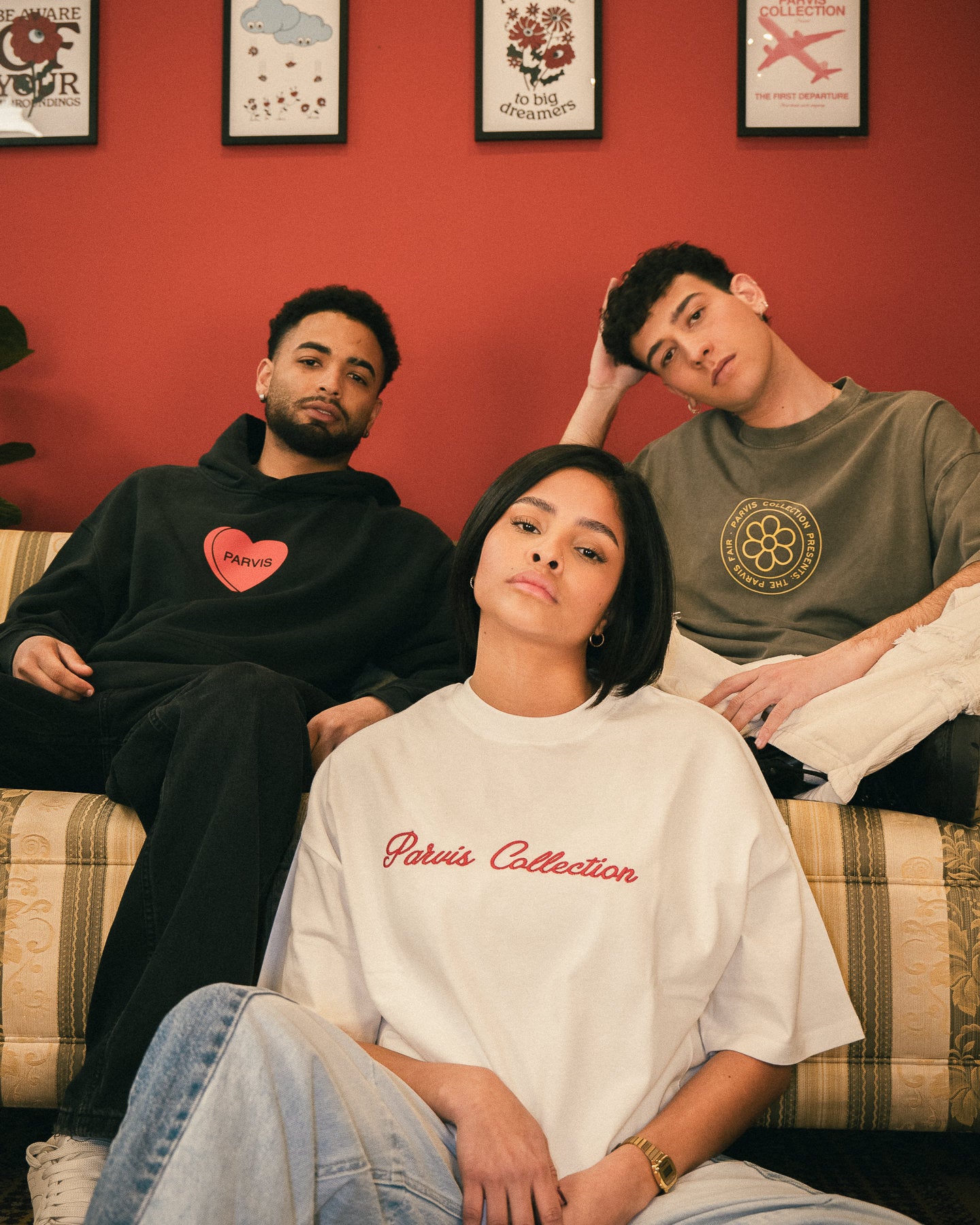 OLIVE PARVIS FAIR TEE