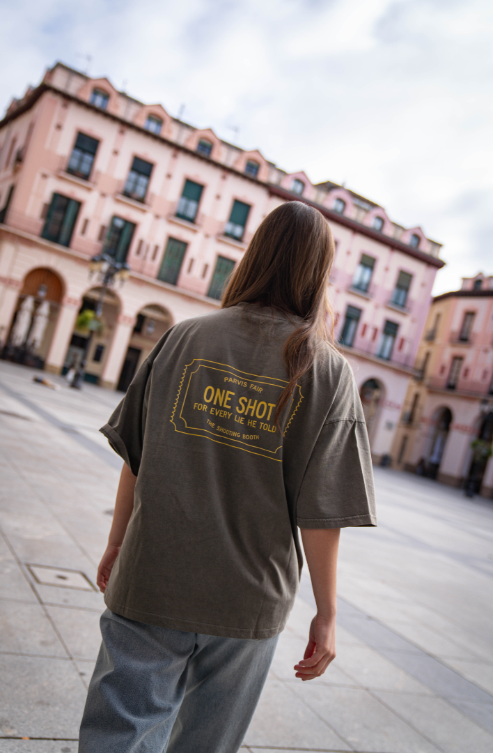 OLIVE PARVIS FAIR TEE